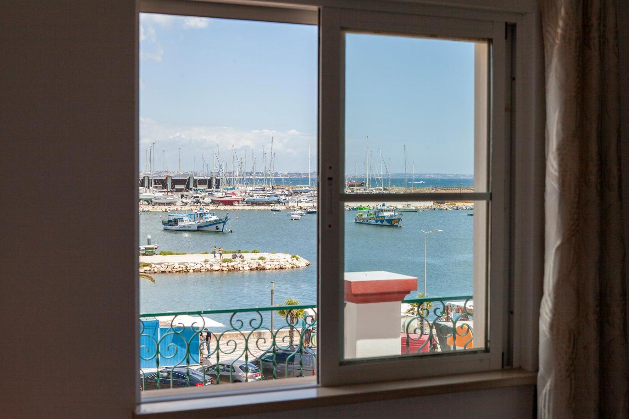 B37 - City Central Door Apartment Lagos Eksteriør bilde